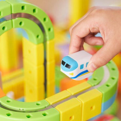 Magnetische 360° Rennbahn